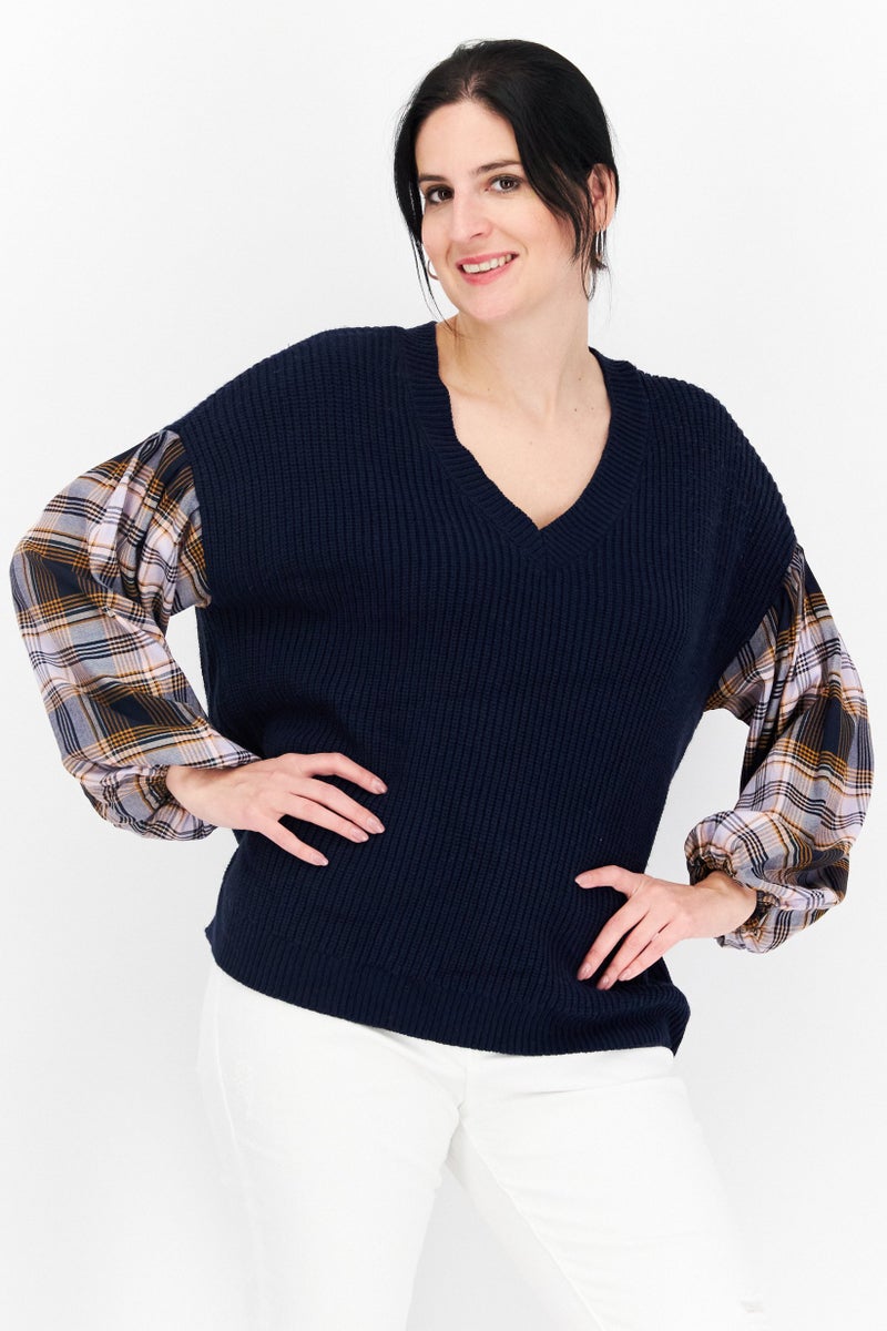 Jessica Simpson Women V Neck Textured Sweater, Navy Combo - Image 1