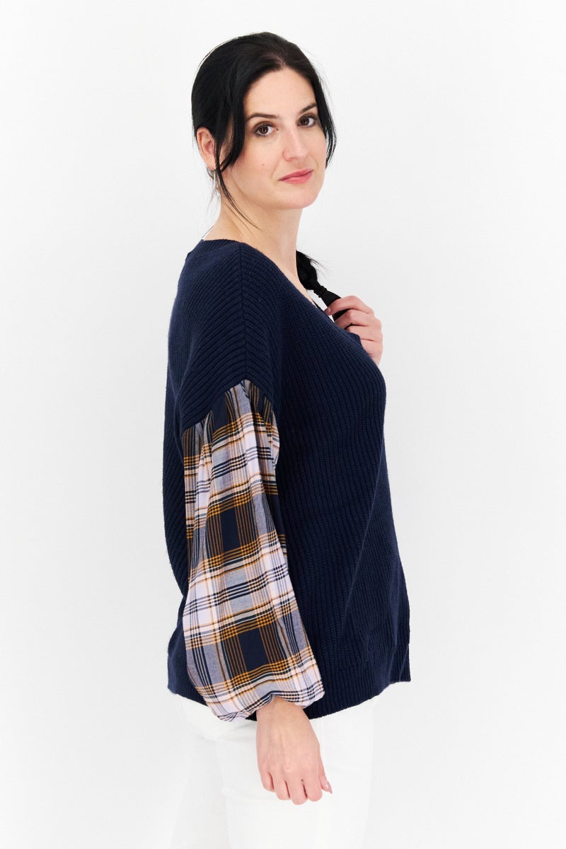 Jessica Simpson Women V Neck Textured Sweater, Navy Combo - Image 2