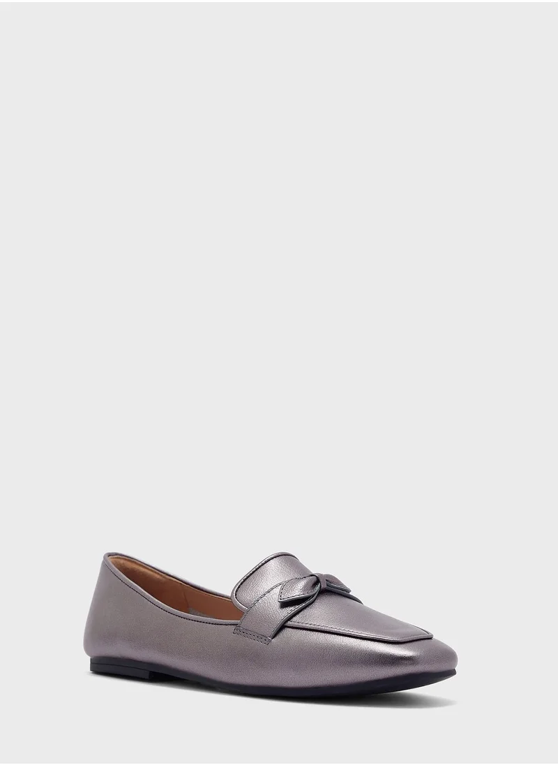 COLE HAAN Cole Haan York Bow Loafer