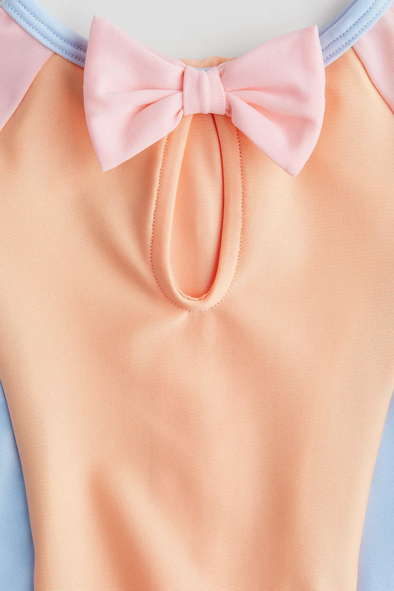 اتش اند ام طقم سباحة بأكمام طويلة