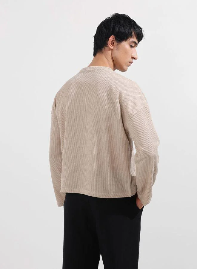 شركة المرآب الهندية Men Boxy Fit Textured Crew Neck Full Sleeves T-Shirt