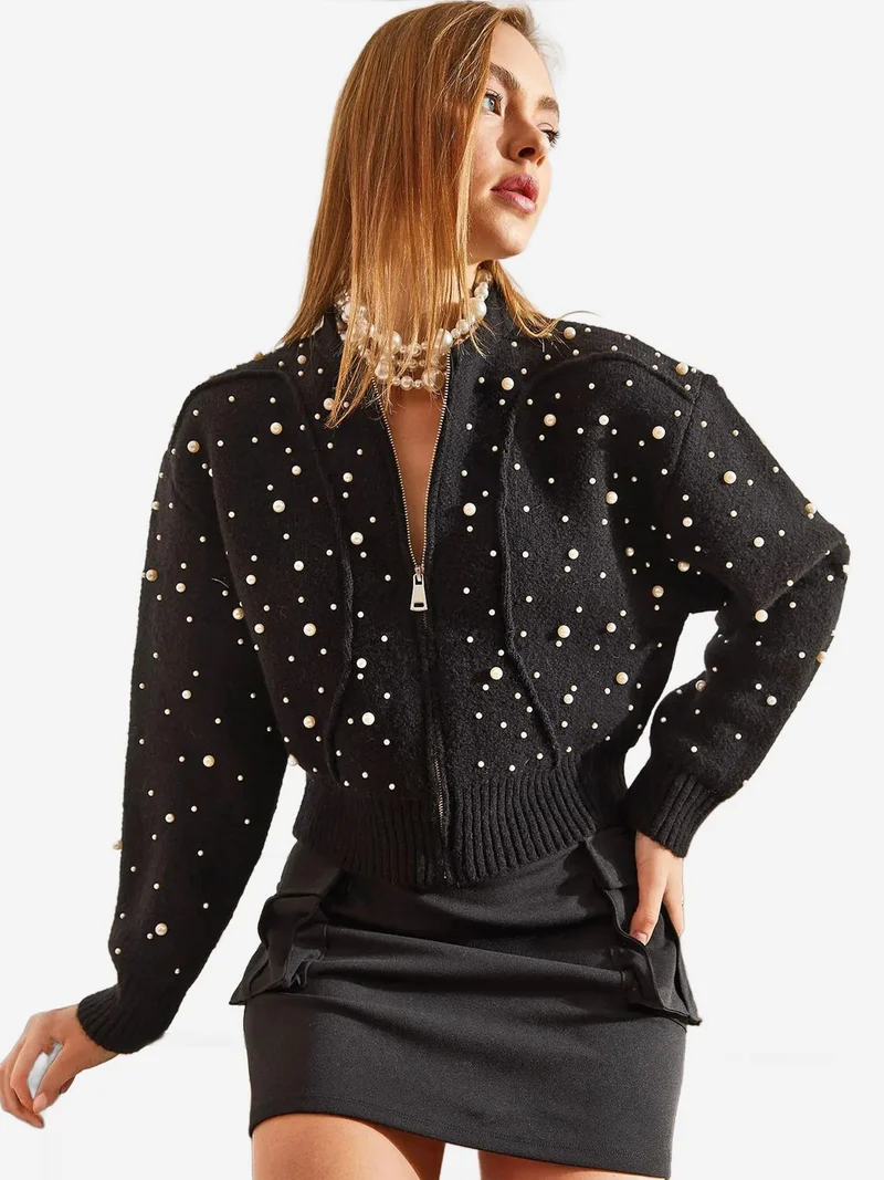 LUCCI Textured Patterned Zip-Up Crop Cardigan with Pompom