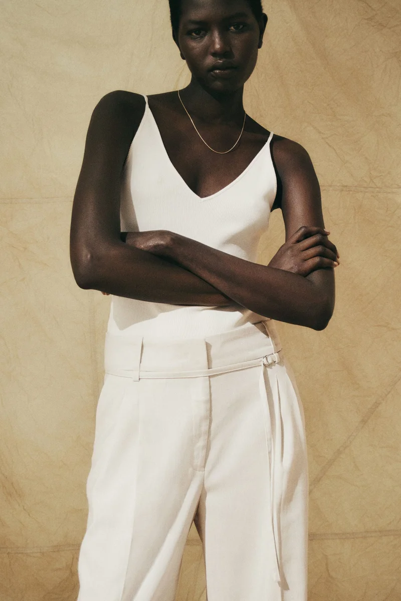 اتش اند ام بنطلون من القماش