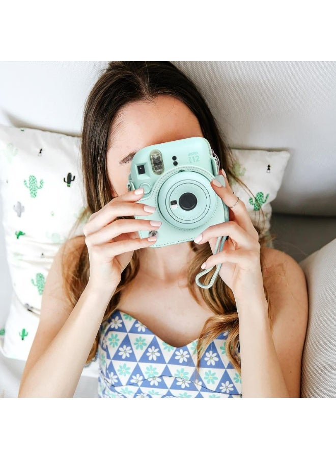 حقيبة كاميرا لـ Instax Mini 12 – غطاء واقي دقيق المطابقة مع إغلاق مغناطيسي | تصميم يسمح بالتصوير بدون إزالة الحقيبة وحزام قابل للتعديل (أخضر) - Image 5