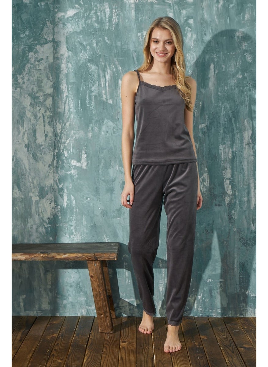 Bie's Women's French Velvet Rope Strap Dressing Gown with Lace Detail Pajamas Set of 3  - Image 2