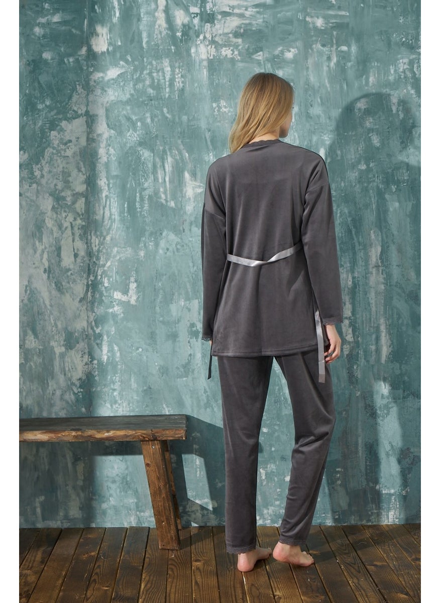Bie's Women's French Velvet Rope Strap Dressing Gown with Lace Detail Pajamas Set of 3  - Image 4