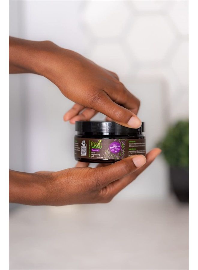 Fresh Wave جل إزالة الروائح اللافندر، 7 أونصة | عبوة من 3 | ماصات روائح أكثر أمانًا للمنزل | مزيل روائح طبيعي من النباتات | كل 7 أونصة تدوم 15-30 يومًا | للطهي، القمامة والحيوانات الأليفة - Image 4