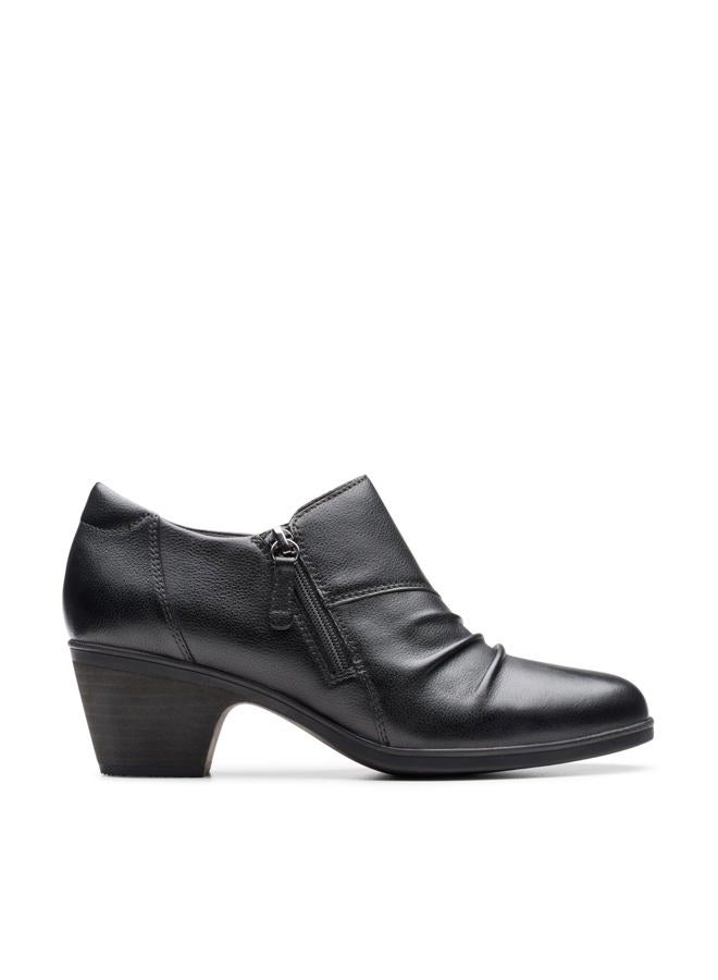 clarks حذاء كاحل نسائي إميلي2 برالي، جلد أسود، 36.5 EU - Image 2