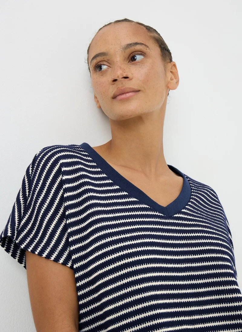 Matalan Navy Stripe Textured V Neck Crop Top