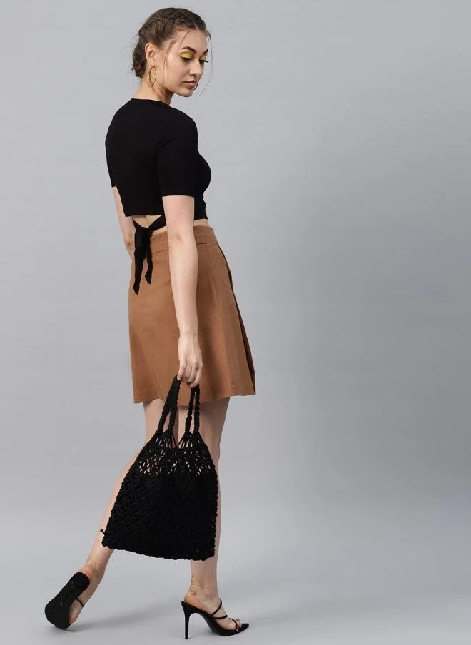 ساسافراس بلوزة قصيرة سوداء أنيقة للنساء