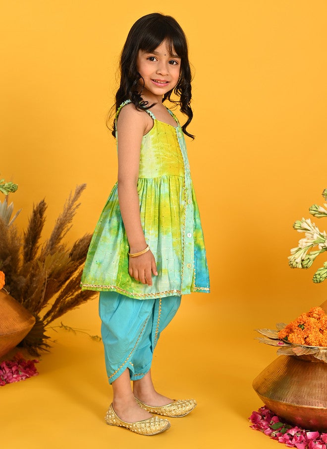 Saka Designs كُرتا إمبراطوري مصبوغ مع بنطلونات دهوتي للفتيات - Image 4