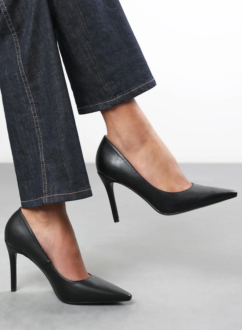 ويرز ذات فروم 'Sorelle' Patent Stilleto Court Heels