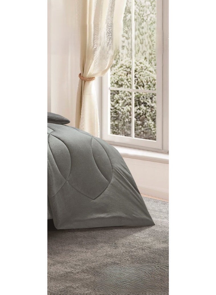 Smart Double bedspread made of soft velvet and fur with a hotel design for a luxurious hotel experience - Image 4