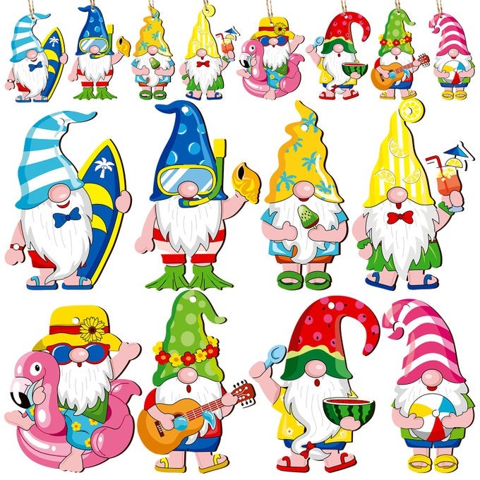 40 PCS SUMMER WOODEN GNOME HANGING ORNAMENTS FOR TREE HAWAIIAN WOODEN GIFT TAGS WITH STRING SUMMER PARTY ELF WOODEN DECORATION SUMMER TREE HANGING ORNAMENTS BEACH PARTY SUPPLIES LUAU PARTY DECORATIONS