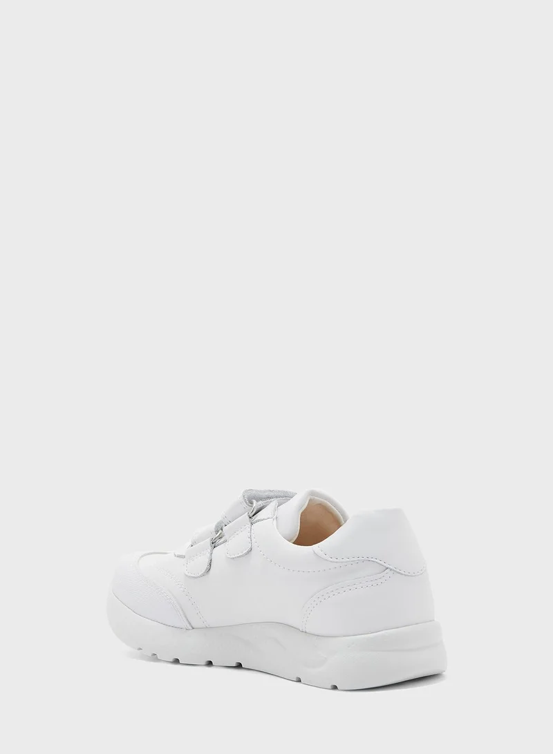 Pablosky Youth Velcro Low Top Sneakers