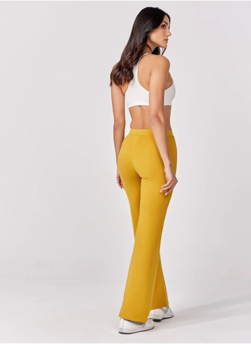 Ponte Flared Yellow Pant - pzsku/ZD7141D43148D8A4F209FZ/45/_/1739516857/62c7e31f-680d-4a9a-b80b-bbf65ae058f7