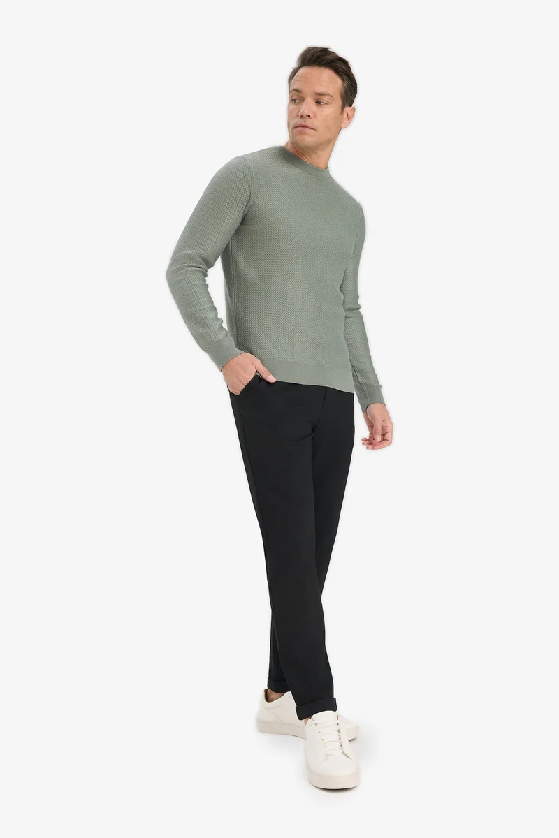 ديفاكتو Standard Fit Crew Neck Knitwear Pullover