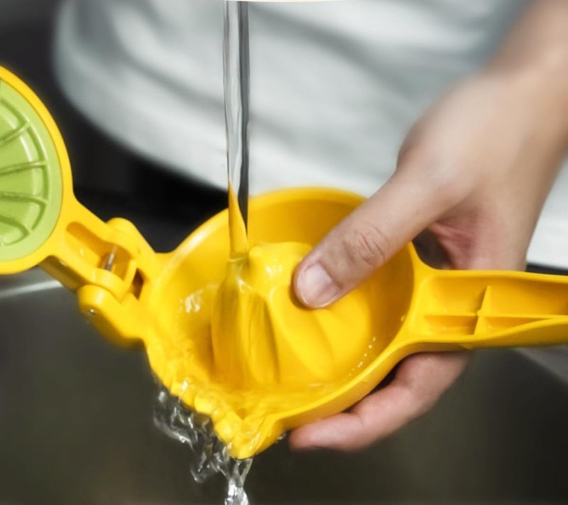 Manual Lemon Orange Juicer Press and Twist Handle for Easy Use Directly, Manual Citrus Juicer Squeezer to Extract as Much Juice as Possible - Image 3