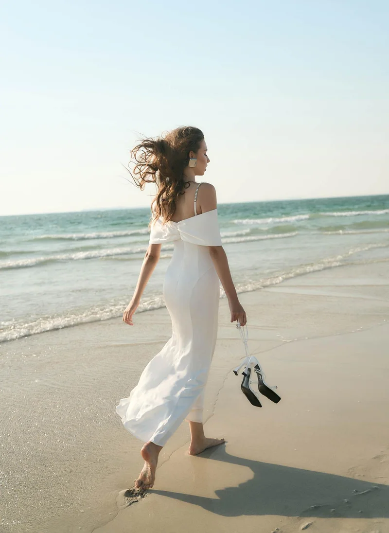 Lichi Maxi dress with open shoulders and silvertone decor