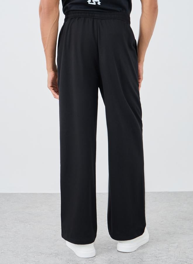 Styli Woven Oversized Joggers with Placement Print - Image 4