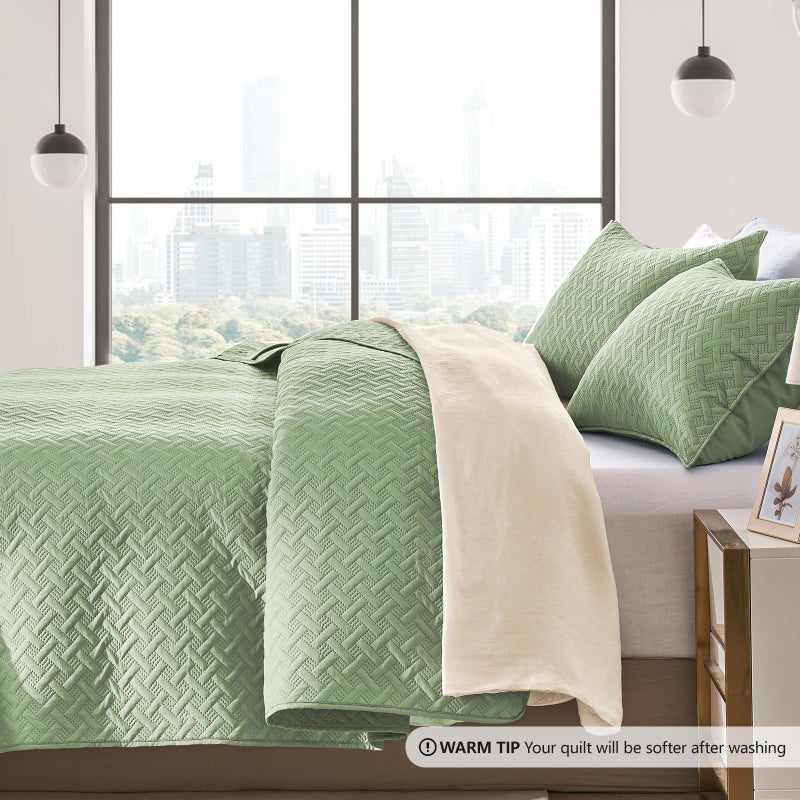 FLYMME Quilts Queen Size, Lightweight Sage Green Bedspreads, Basket Weave Pattern,Ultra Soft Microfiber Bed Coverlet 3 Pieces for All-Seasons (1 Quilt, 2 Shams) - Image 3