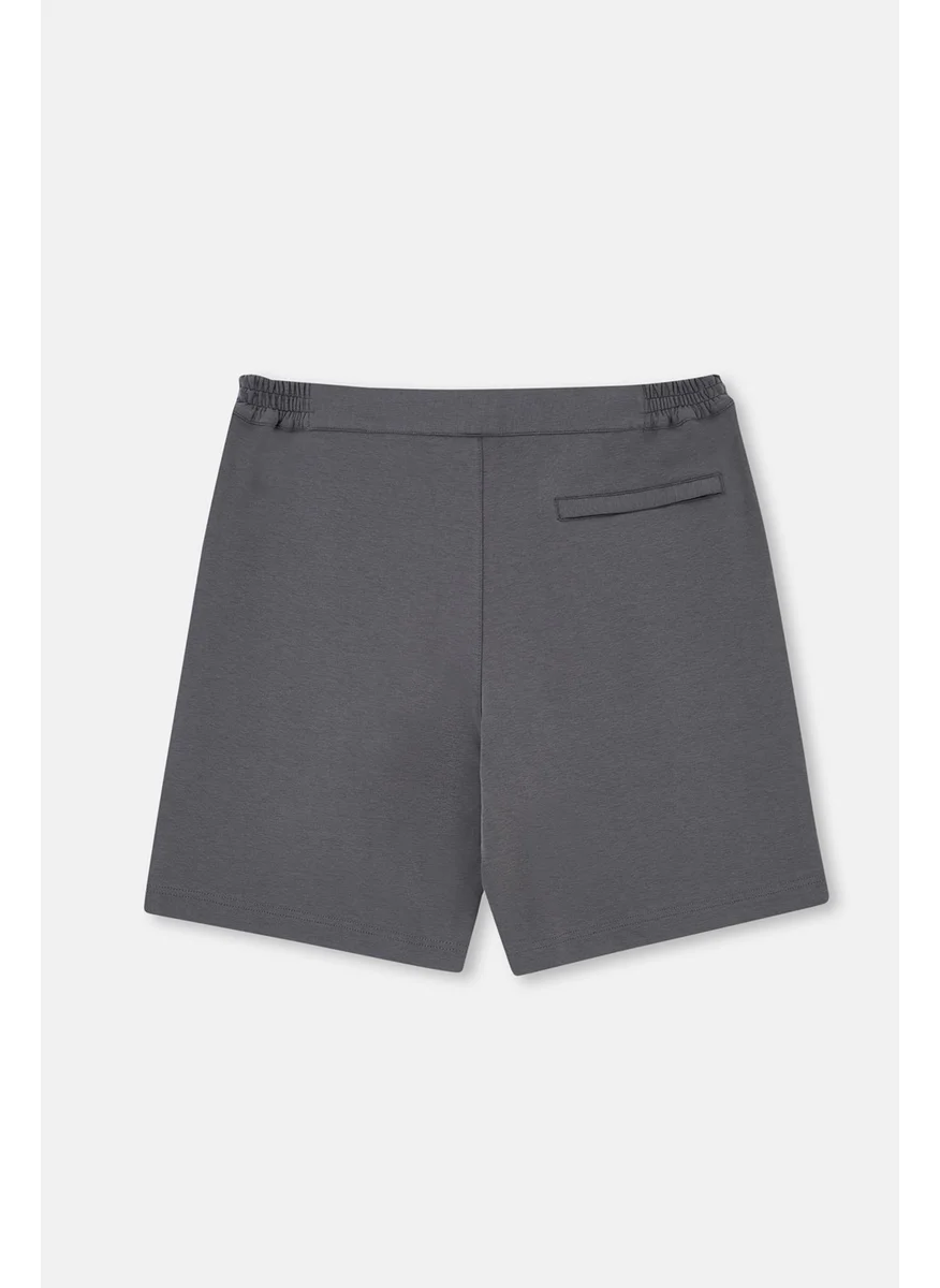 داجي Smoke Pocket Laced Shorts