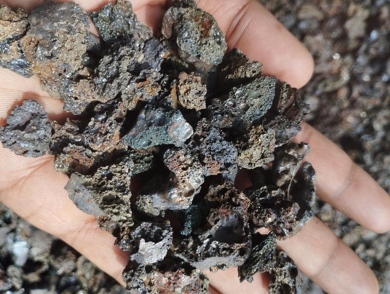 RUKDA® Natural Lava Rock Gravel 900 gm – Aquarium Substrate, Bonsai & Garden Landscaping Stones Gravel (0.5–2 cm) - Image 3