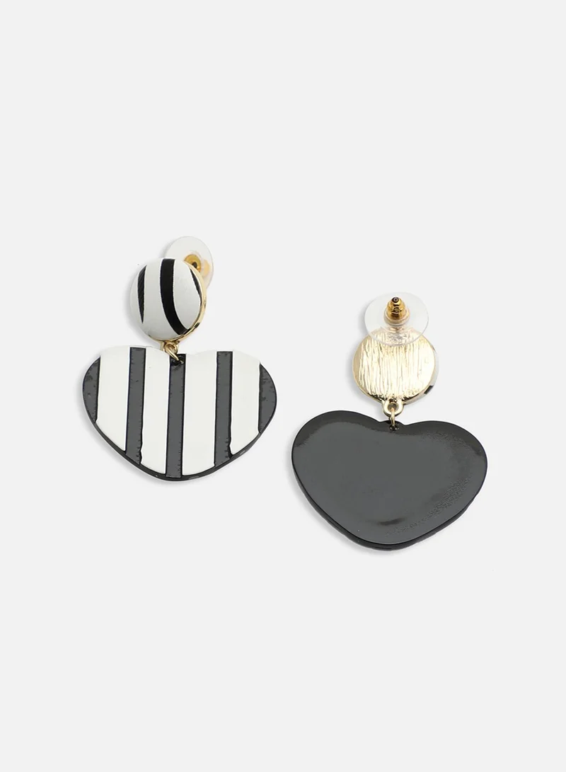 SOHI Casual Artificial Drop Earring Jewellery