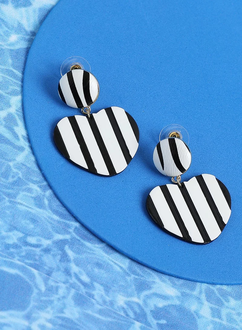 SOHI Casual Artificial Drop Earring Jewellery