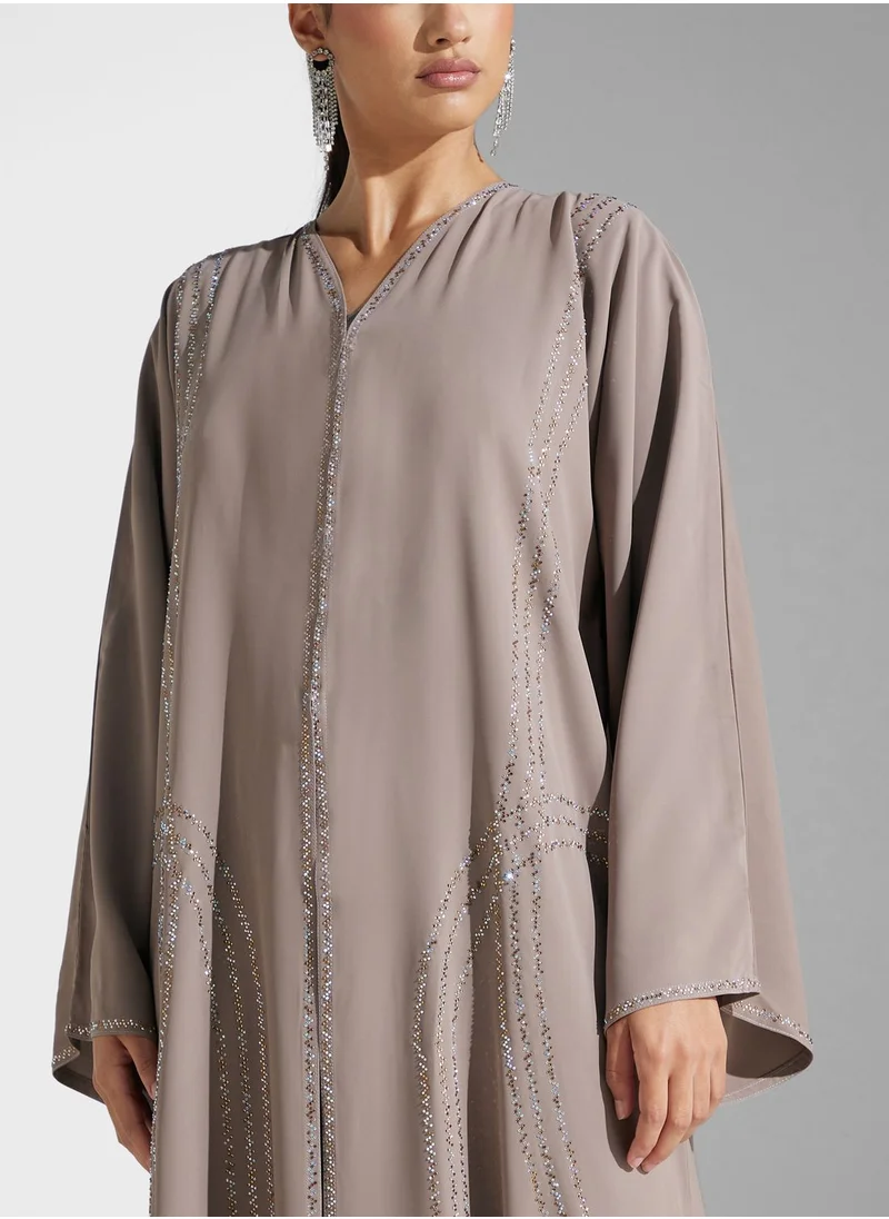 hayas closet Embellished Flared Sleeve Abaya