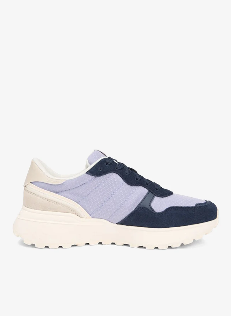 Casual Low Top Sneakers