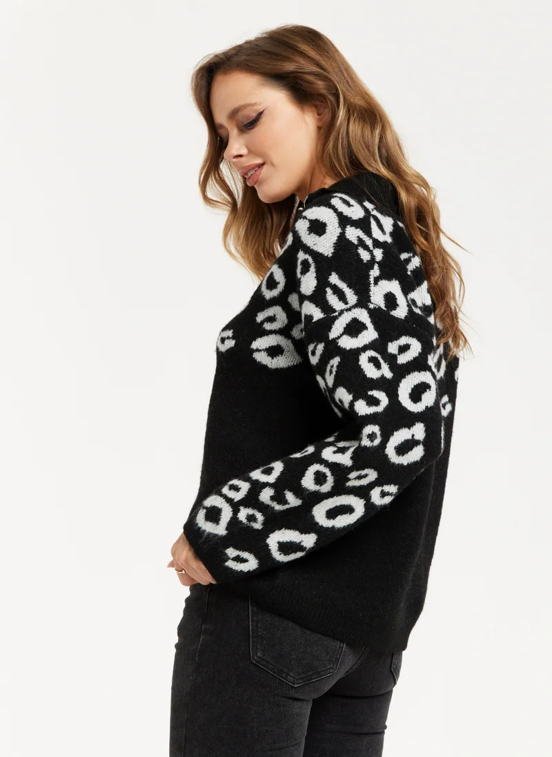 Liquorish Jacquard Animal Pattern Jumper Zip Front