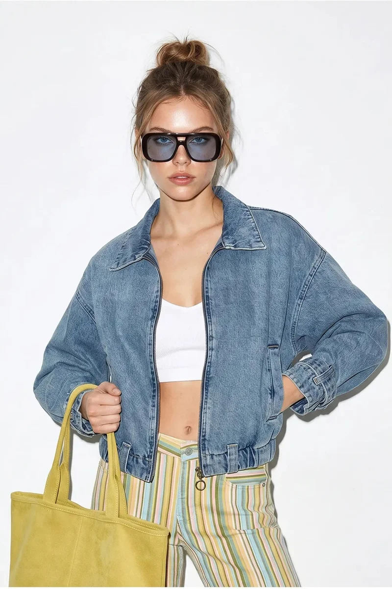 بيانكو لوتشي LUCCI Women’s Cropped Oversized Denim Jacket