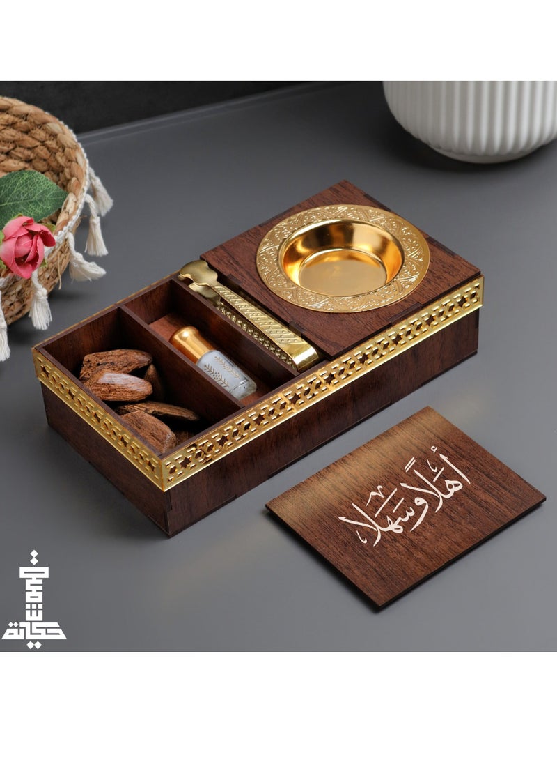 حكاية شمعة مبخرة بخور خشبية مميزة مع دهن عود وبخور موروكي تأتي بعبارة عيدكم مبارك  - Image 1