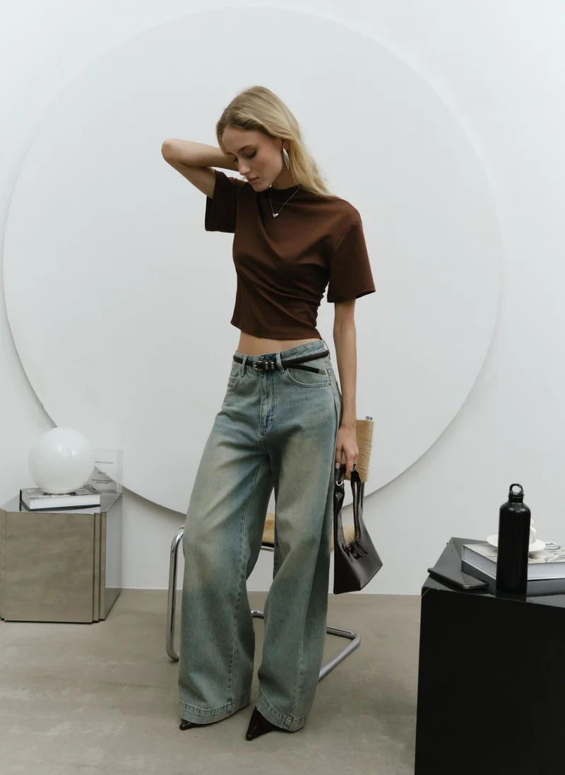 Lichi Loose jeans with pleats on the sides