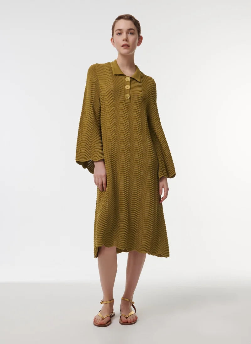 leem Textured Scallop Knit Kaftan