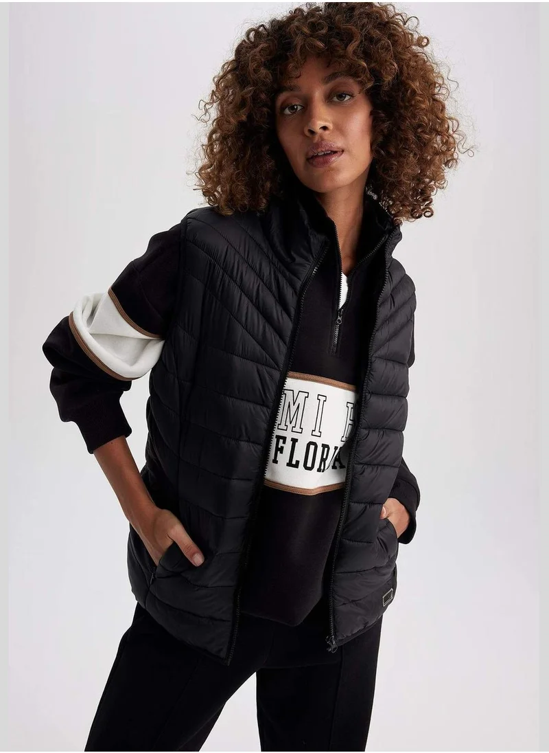 ديفاكتو Woman Slim Fit Outer Wear Vest