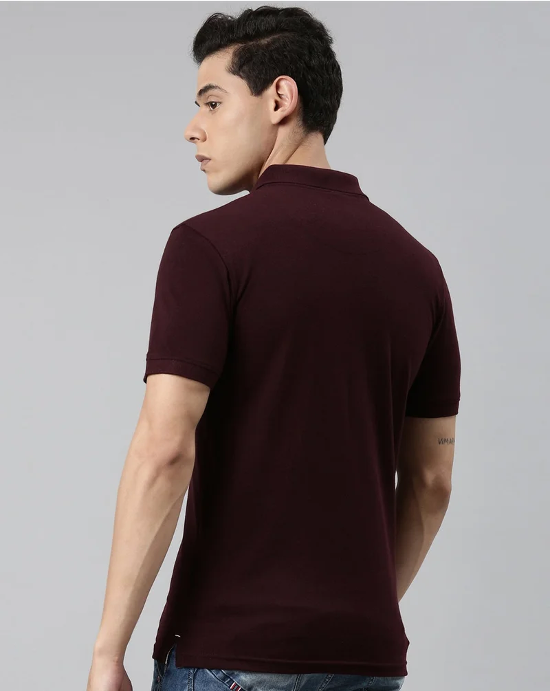Joven Men Maroon Solid Polo Collar Pure Cotton T-Shirt