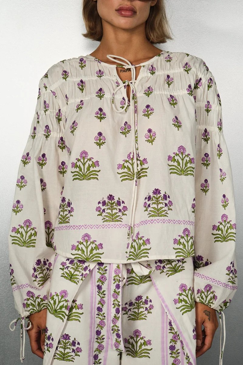 Virgio Cotton Ruched Brunchwear Detail Block Print Tops for Women