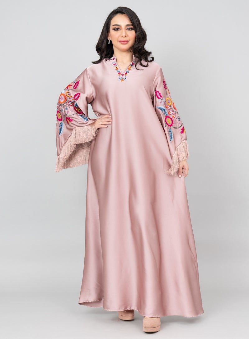 اكسا جلابية مطرزة بأكمام بتفاصيل لامعة لون بني - Image 1