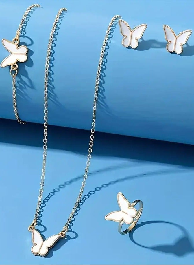 مجموعة اكسسوارات نسائية مكونة من قلادة وسوارة واقراط و وخاتم بتصميم فراشة - Image 1