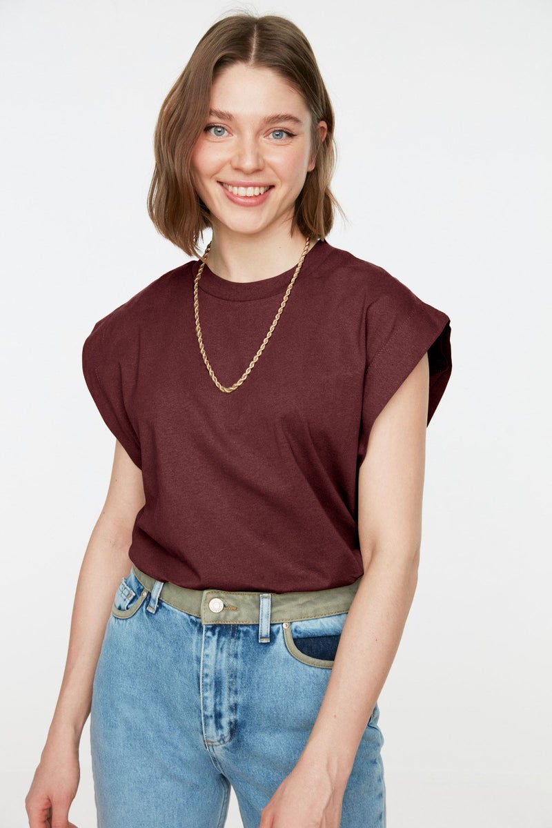 trendyol Claret Red 100% Cotton Padded Look Basic Crew Neck Knitted T-Shirt - Image 1