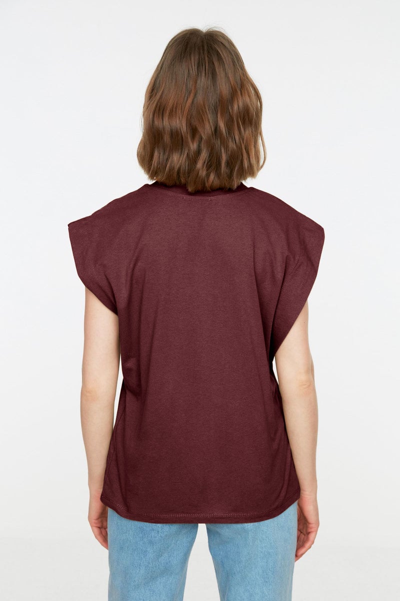 trendyol Claret Red 100% Cotton Padded Look Basic Crew Neck Knitted T-Shirt - Image 4