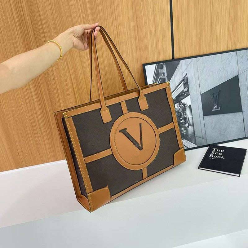 Printed L Letter Shopping Bag Tote Bag Large Capacity Lightweight Commuter Bag Fashion Messenger Bag - Image 4