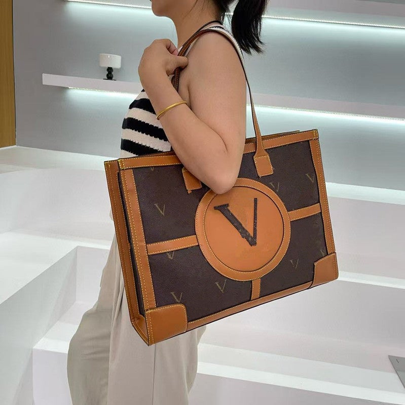 Printed L Letter Shopping Bag Tote Bag Large Capacity Lightweight Commuter Bag Fashion Messenger Bag - Image 5