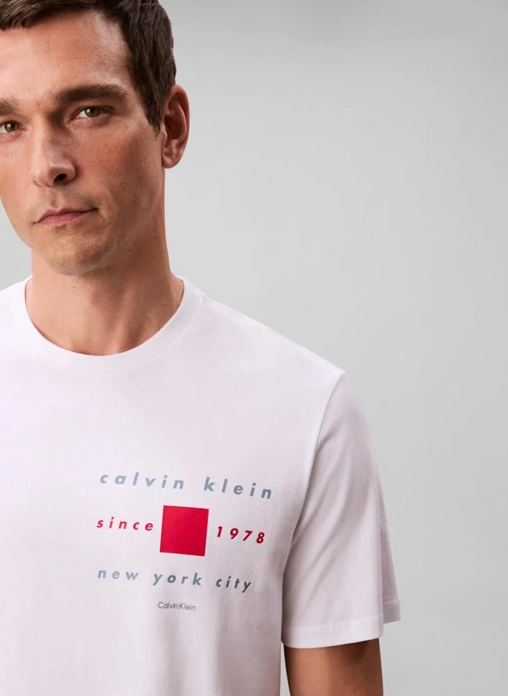 كالفن كلاين Short Sleeve Logo Crew Neck T-Shirt
