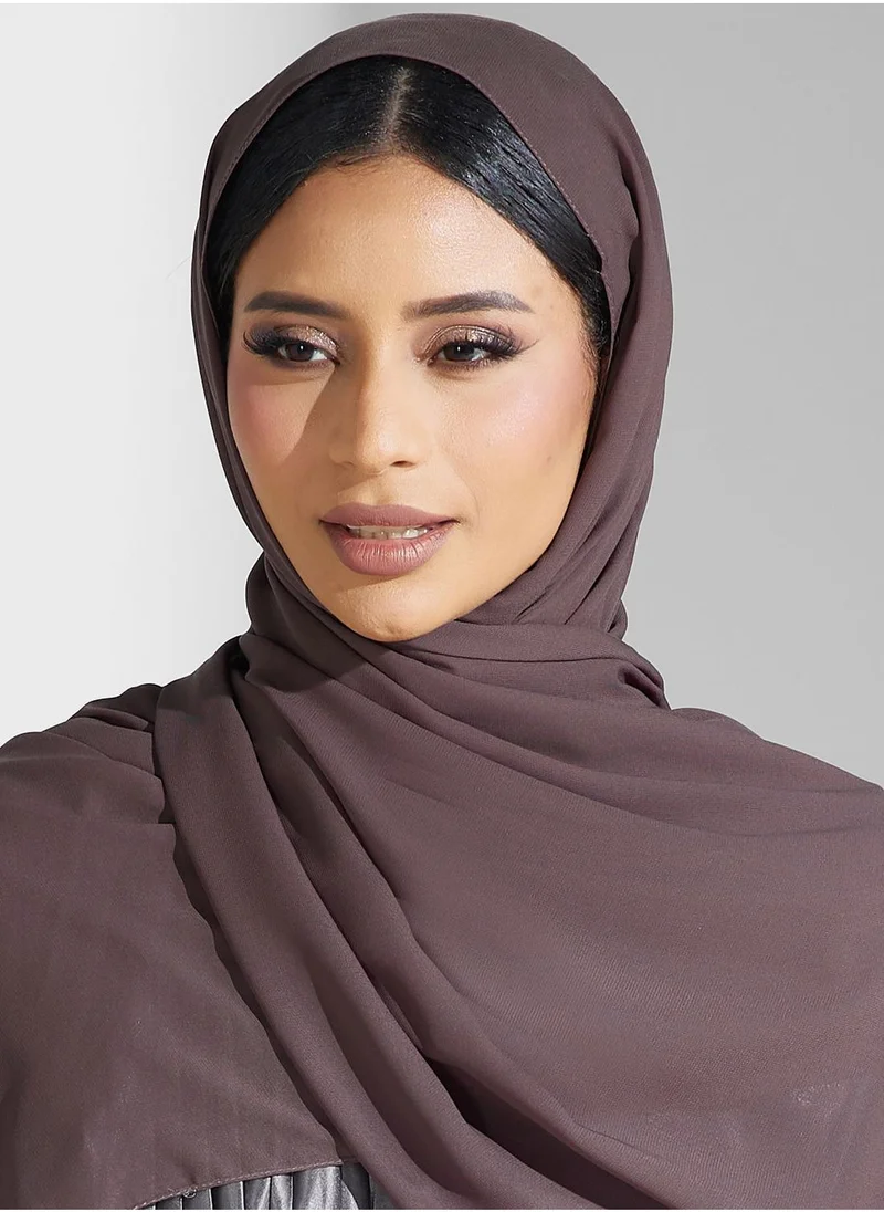 Meem by Mariyah Tiered Abaya