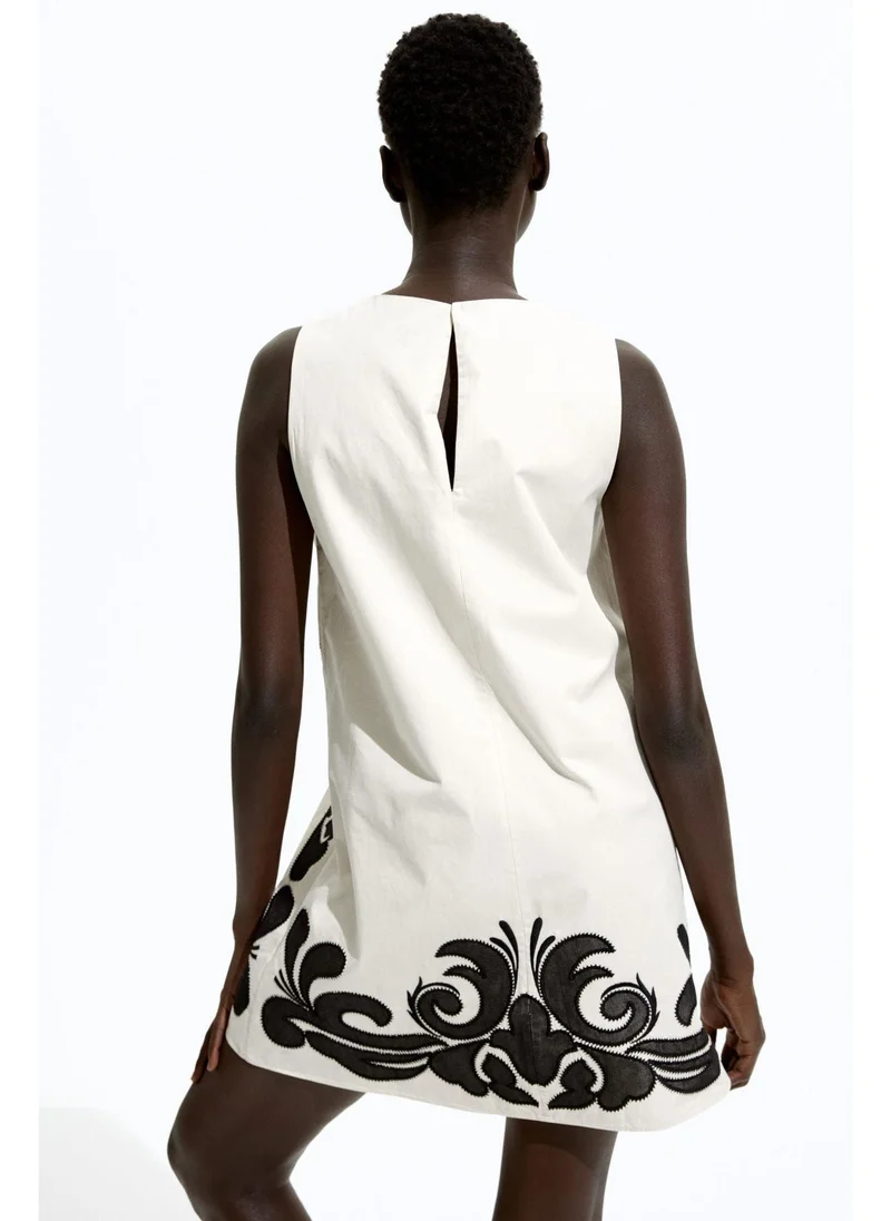 H&M Embroidered shift dress