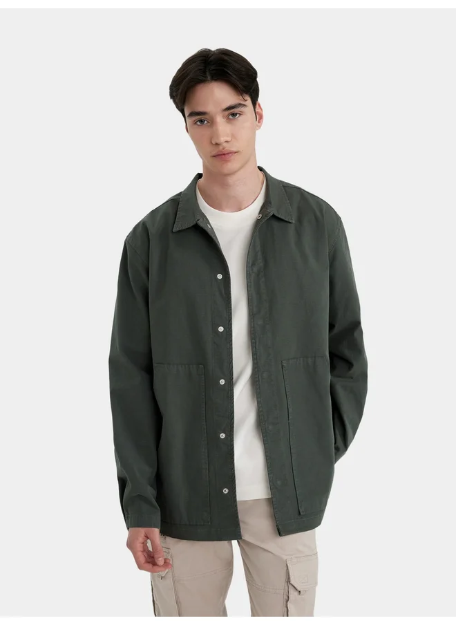 DeFacto DeFacto Men Green Button-Down Plain Shirt