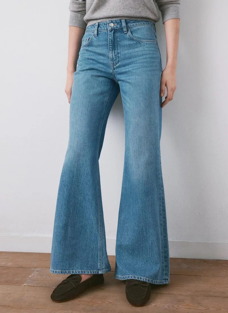 MANGO Mid-rise flared jeans